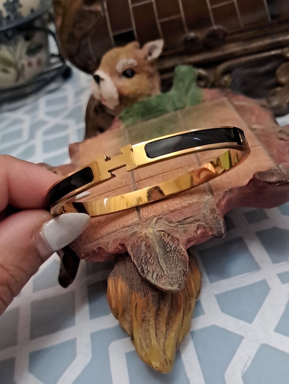 Fashion Jewelry Gold-Tone Bracelet with Black Inlay